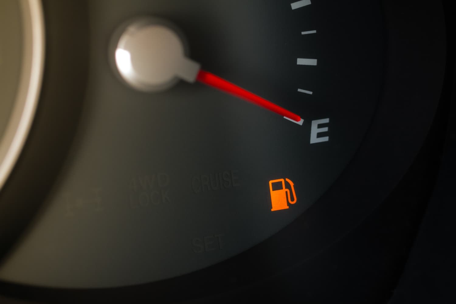 Fuel economy without magic: 7 habits that actually work